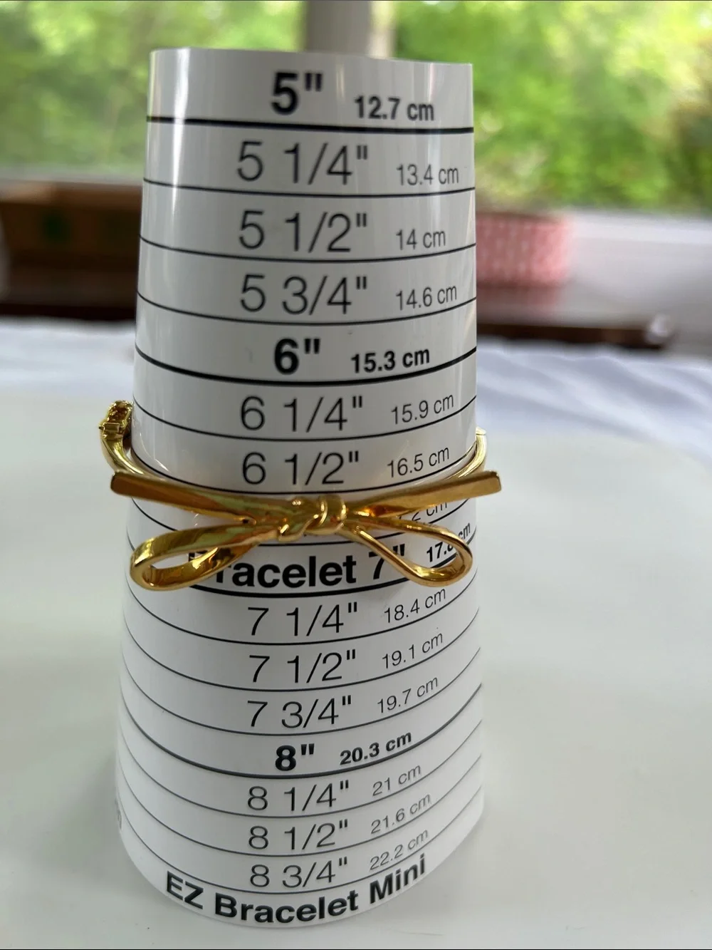 Kate Spade Gold Skinny Mini Bow Hinge Bangle Bracelet Coquette Classic - Picture 6 of 6